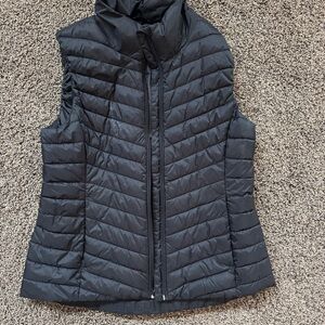 Old Navy Women's Dark Quilted Vest